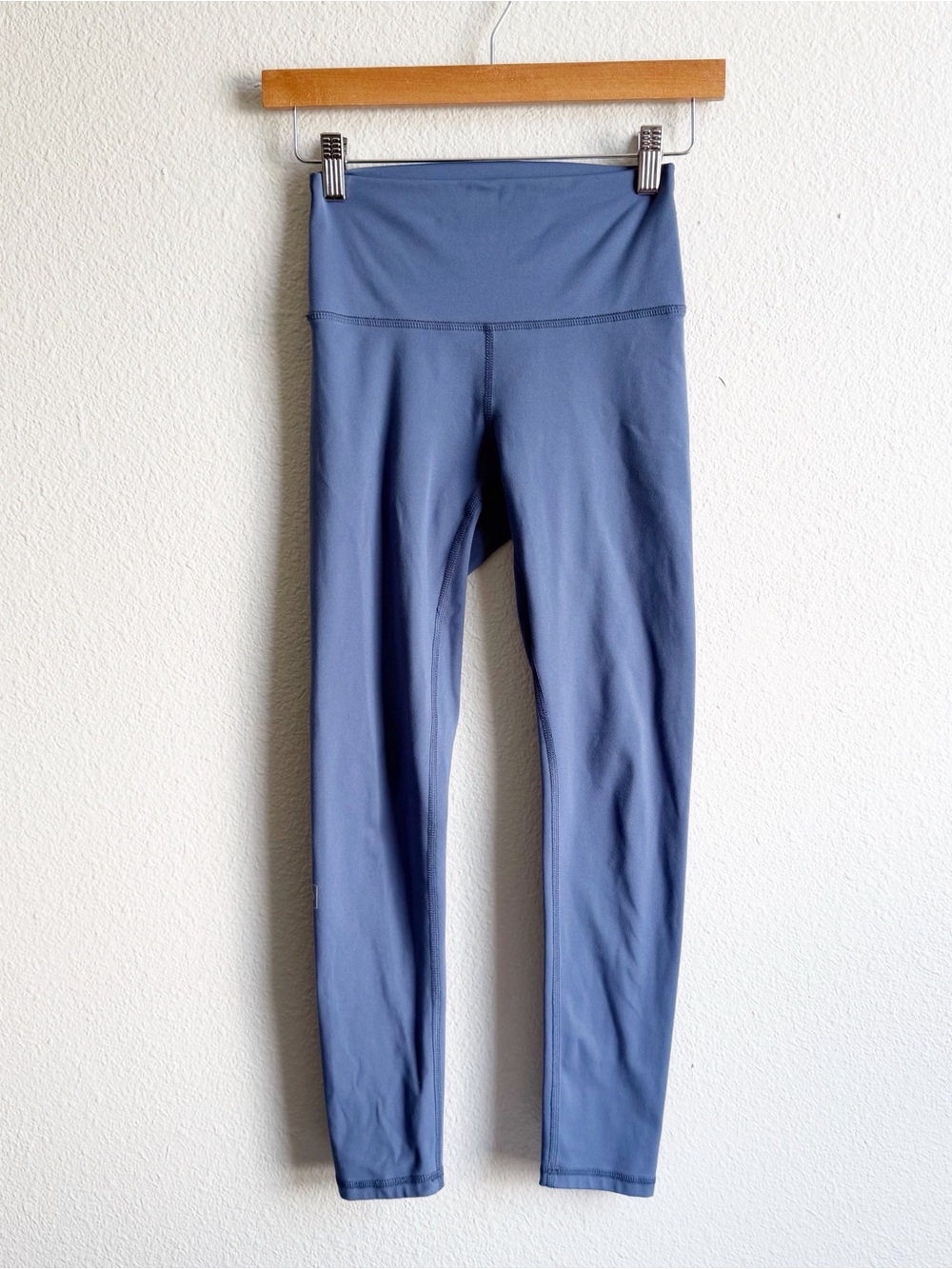 FLEO Blue Workout Leggings Women’s Size Small